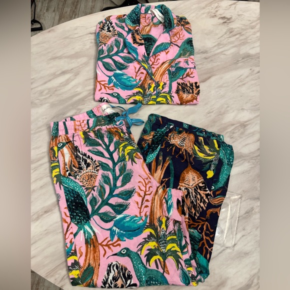 Anthropologie Pink and Green Animal Print Pajama Set NWOT - Picture 4 of 9